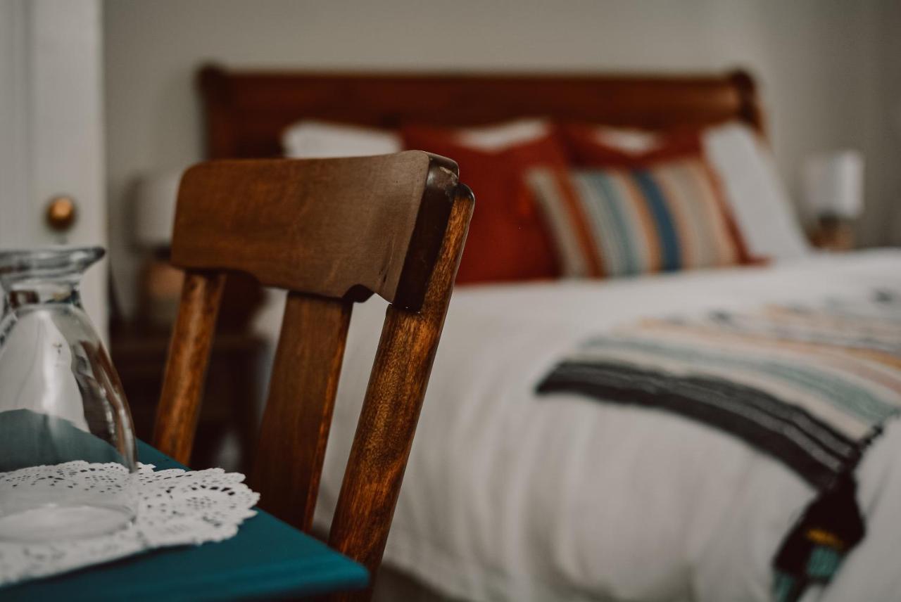Hill Road Manor Bed & Breakfast 그랜드 폴스 - 윈저 외부 사진